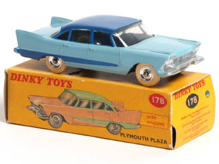 Lot 470 - DINKY TOYS (GB) (1)