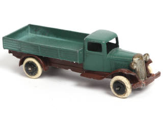 Lot 309 - DINKY TOYS (FRANCE) (1)