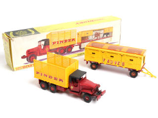Lot 353 - DINKY TOYS (FRANCE) (1)
