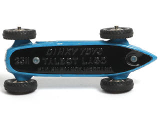 Lot 166 - DINKY TOYS (FRANCE) (1)