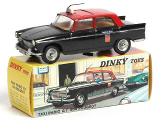 Lot 232 - DINKY TOYS (FRANCE) (1)
