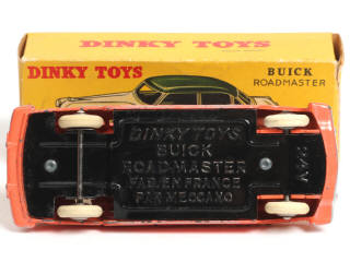 Lot 204 - DINKY TOYS (FRANCE) (1)
