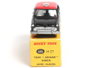 Lot 210 - DINKY TOYS (FRANCE) (1)