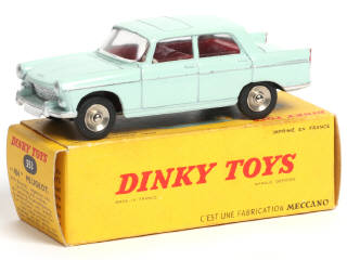 Lot 231 - DINKY TOYS (FRANCE) (1)