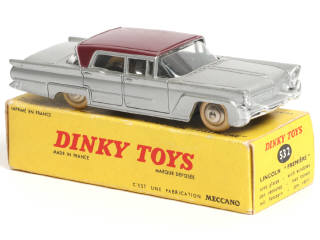 Lot 292 - DINKY TOYS (FRANCE) (1)