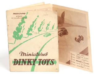 Lot 160 - DINKY TOYS (FRANCE) (1)
