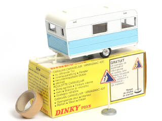 Lot 357 - DINKY TOYS (FRANCE) (1)