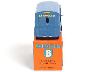 Lot 329 - DINKY TOYS (FRANCE) (1)