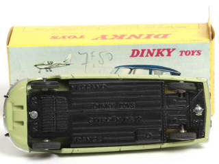 Lot 254 - DINKY TOYS (FRANCE) (1)