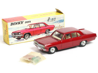 Lot 266 - DINKY TOYS (FRANCE) (1)