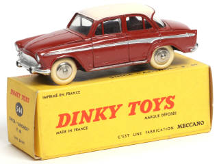 Lot 227 - DINKY TOYS (FRANCE) (1)