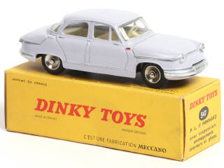 Lot 223 - DINKY TOYS (FRANCE) (1)