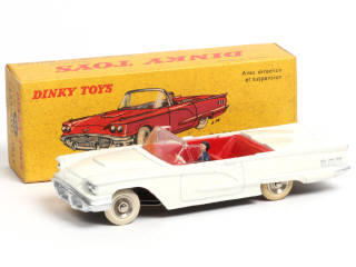 Lot 302 - DINKY TOYS (FRANCE) (1)