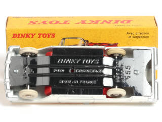 Lot 302 - DINKY TOYS (FRANCE) (1)
