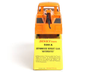 Lot 343 - DINKY TOYS (FRANCE) (1)