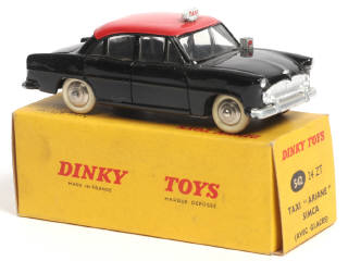 Lot 209 - DINKY TOYS (FRANCE) (1)