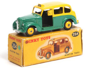 Lot 476 - DINKY TOYS (GB) (1)