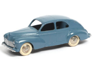 Lot 169 - DINKY TOYS (FRANCE) (1)