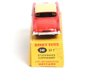 Lot 206 - DINKY TOYS (FRANCE) (1)