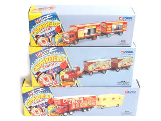 Lot 276 - CORGI TOYS (GB) (3)