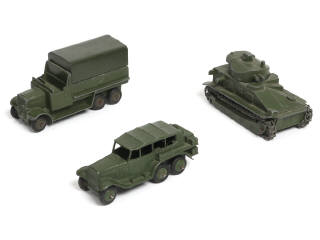 Lot 188 - DINKY TOYS (GB) (3)