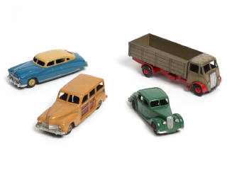 Lot 189 - DINKY TOYS (GB) (4)
