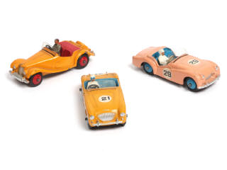 Lot 177 - DINKY TOYS (GB) (3)