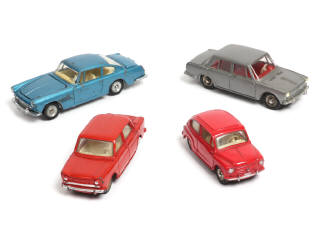 Lot 241 - DINKY TOYS (FRANCE) (4)