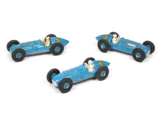 Lot 238 - DINKY TOYS (FRANCE) (3)