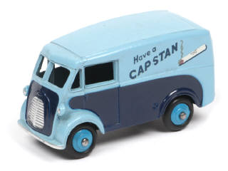 Lot 161 - DINKY TOYS (GB) (1)