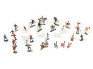 Lot 17 - DIVERS (39)