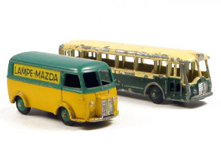 Lot 127 - DINKY TOYS FRANCE (2)