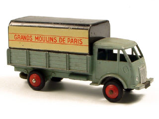 Lot 35 - DINKY TOYS FRANCE (1)