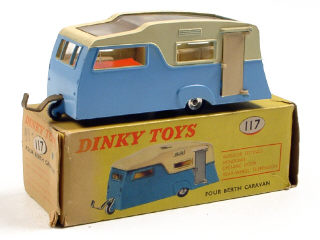 Lot 163 - DINKY TOYS GB (1)