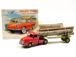 Lot 117 - DINKY TOYS (FRANCE) (2)