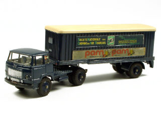 Lot 97 - DINKY TOYS FRANCE (1)