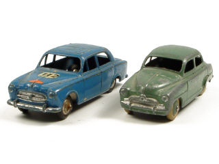 Lot 121 - DINKY TOYS (FRANCE) (2)