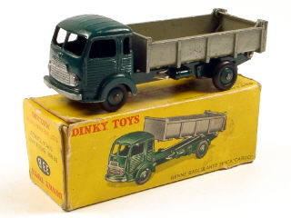 Lot 45 - DINKY TOYS (FRANCE) (1)