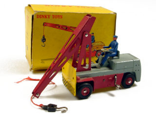 Lot 64 - DINKY TOYS (FRANCE) (1)