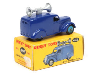 Lot 219 - DINKY TOYS (GB) (1)