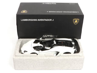 Lot 45 - AUTOART (ALLEMAGNE) (1)