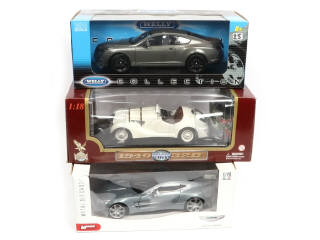 Lot 171 - DIVERS (3)