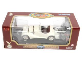 Lot 171 - DIVERS (3)