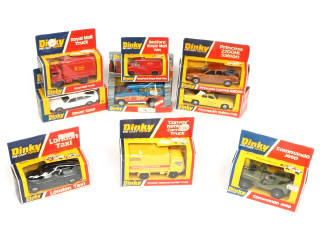 Lot 235 - DINKY TOYS (GB) (9)