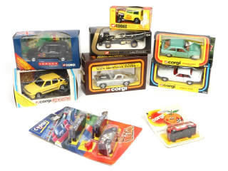 Lot 226 - CORGI TOYS (GB) (9)