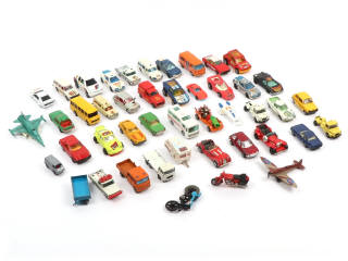 Lot 177 - DIVERS (45)
