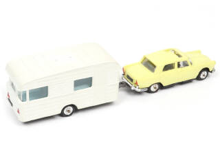 Lot 145 - DIVERS (17)