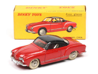 Lot 206 - DINKY TOYS (FRANCE) (1)
