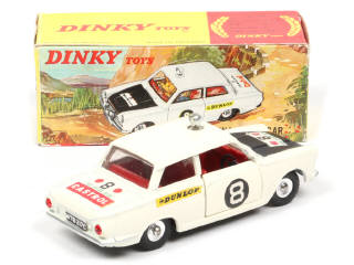 Lot 288 - DINKY TOYS (GB) (1)