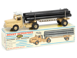 Lot 219 - DINKY TOYS (FRANCE) (1)
